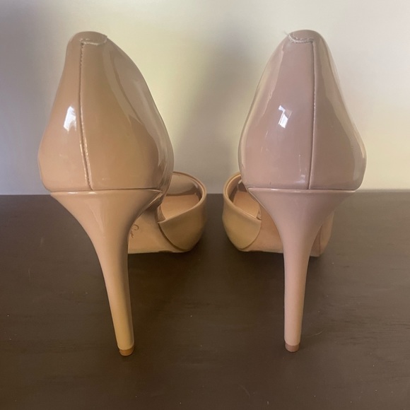 Jessica Simpson Heels - Picture 5 of 6
